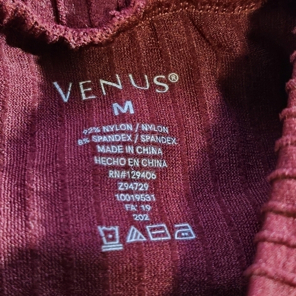 Venus Maroon Cut Out Turtleneck 92% Nylon 8% Spandex Top Size M - Picture 6 of 6